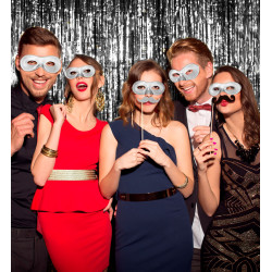 Stříbrná škraboška látková