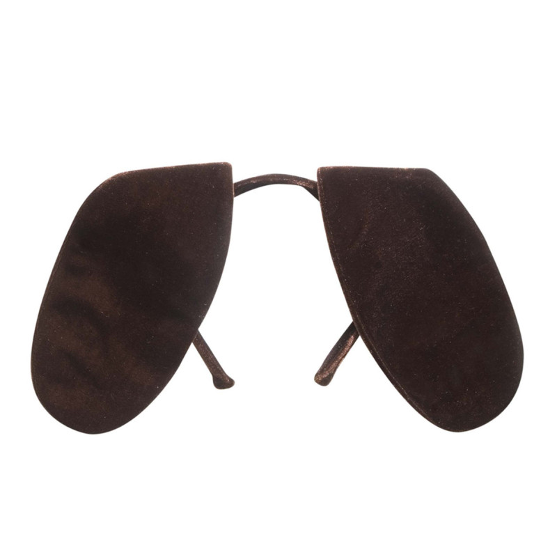 Uši pes na čelence