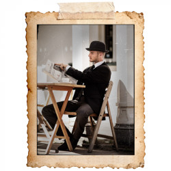 Černá buřinka se stužkou