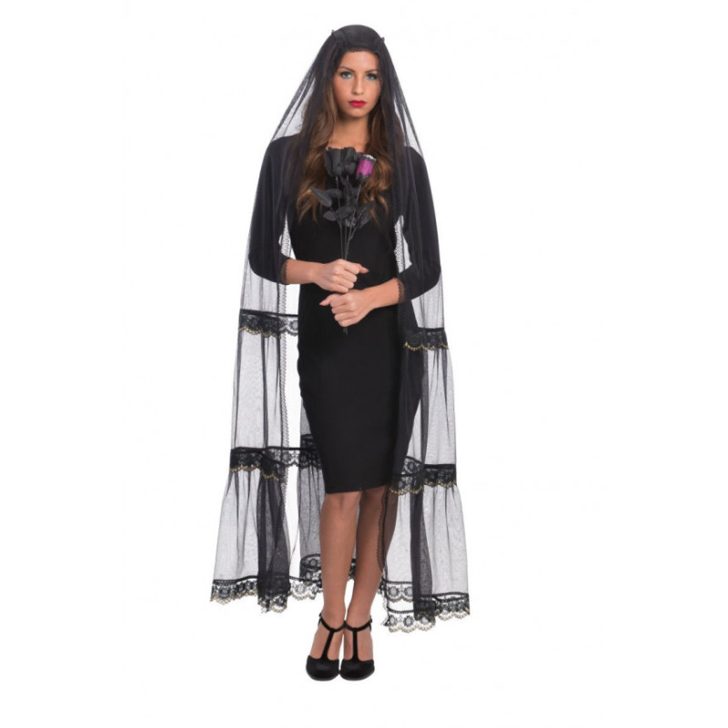 Černý dlouhý závoj