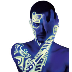 Rtěnka svítící ve tmě