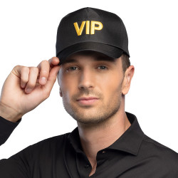 Čierna čiapka s nápisom VIP