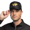 Čierna čiapka s nápisom VIP