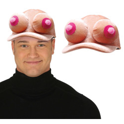 Prsatá kšiltovka vtipná
